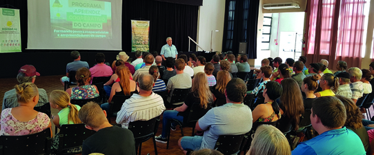 Programa Aprendiz Cooperativo do Campo inicia atividades da segunda turma