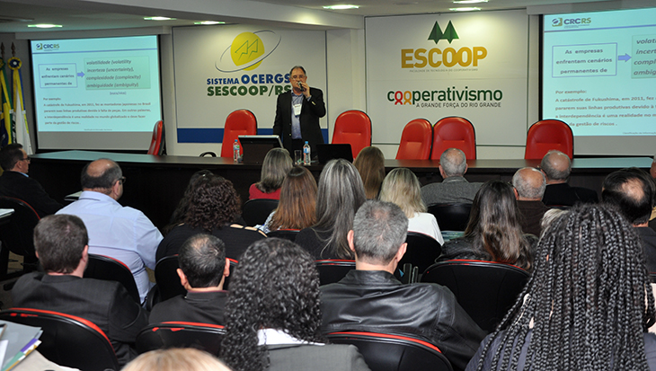 5° Seminário Contabilidade do Setor Cooperativo atrai grande público