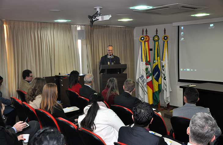 Seminário de Direito Cooperativo debate desafios da Região Sul