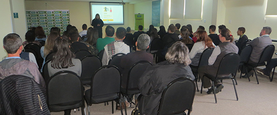 Unimed Litoral Sul debate sobre o Setembro Amarelo