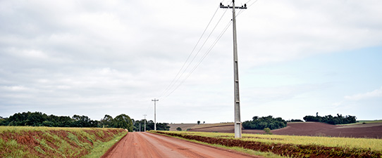 Coprel contará com 100% de postes de concreto no sistema elétrico em até 3 anos