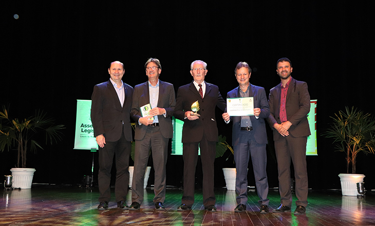 Santa Clara recebe o Prêmio Folha Verde da Assembleia Legislativa