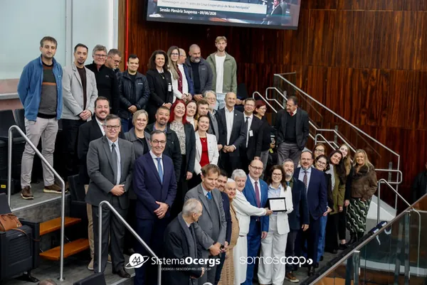 Casa Cooperativa tem trajetória reconhecida pelo Parlamento gaúcho